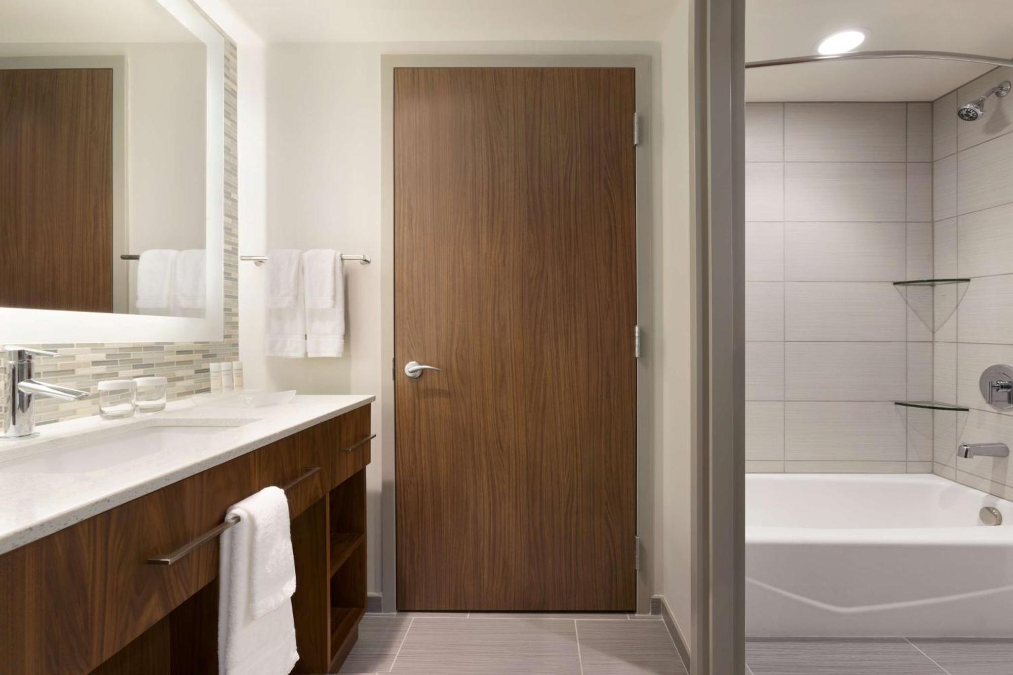 Queen Suite Two Queen Beds Hearing Accessible