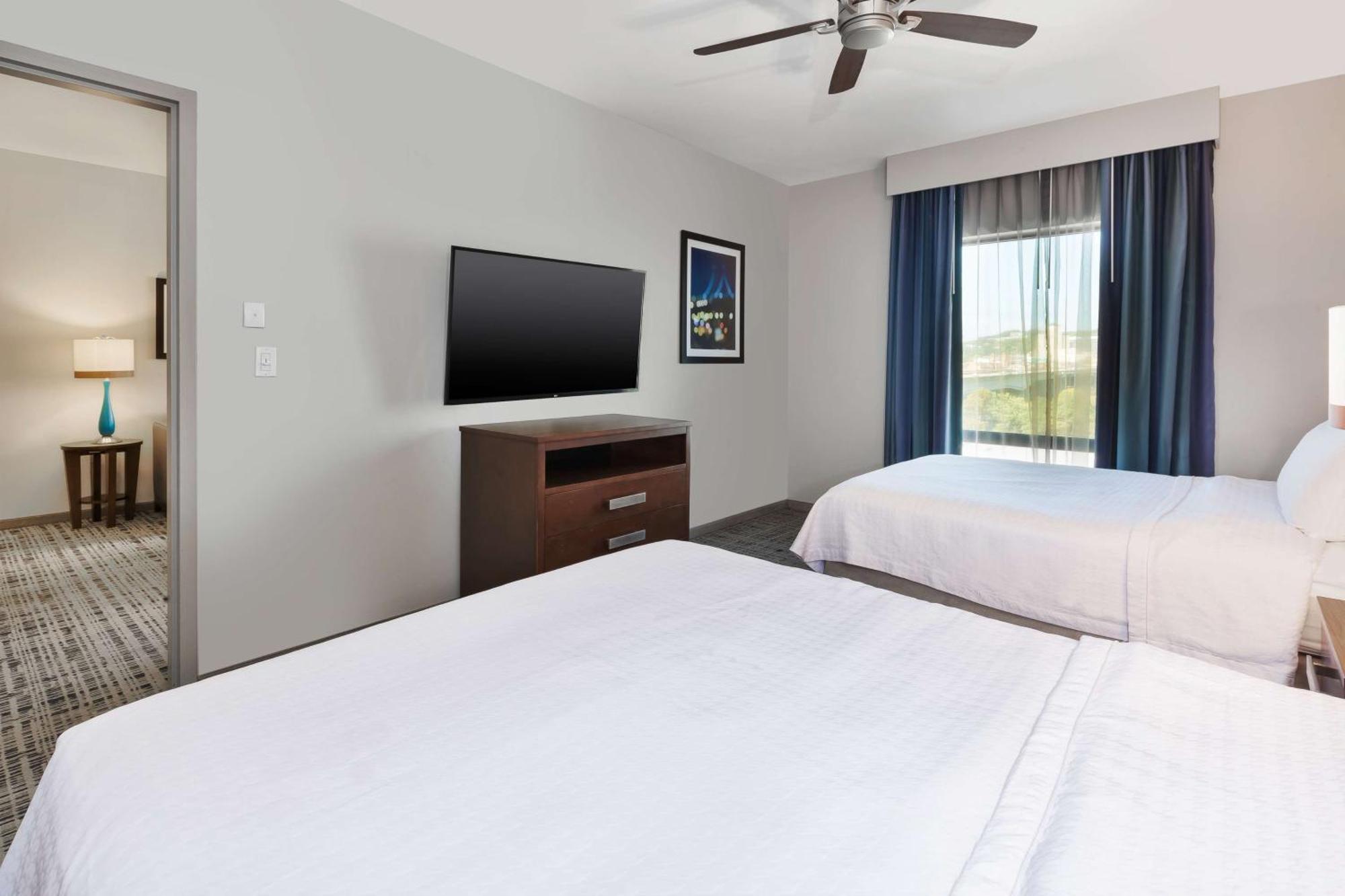 Queen Suite Two Queen Beds Hearing Accessible