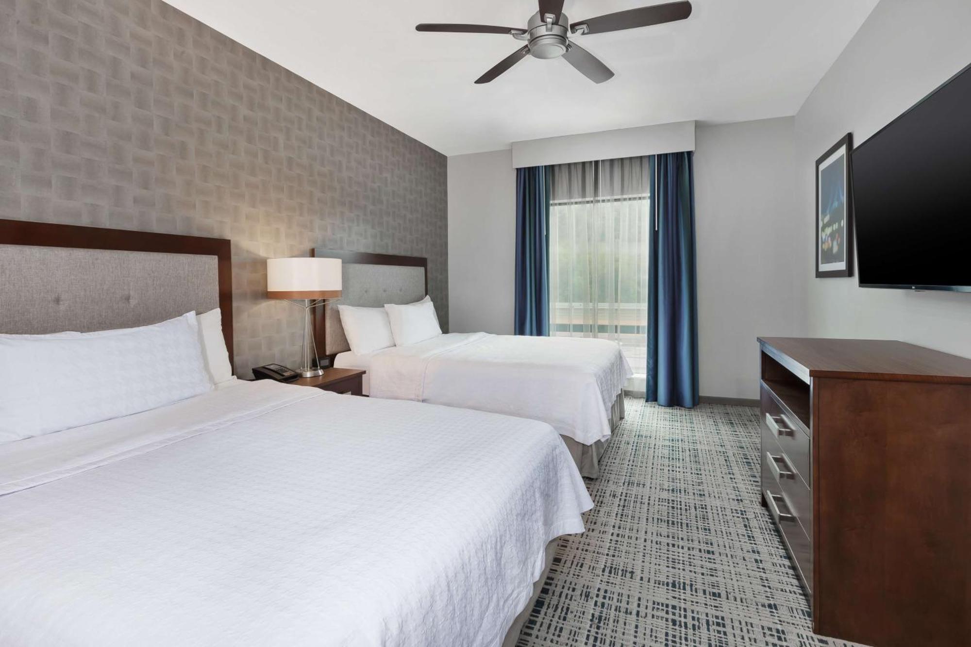 Queen Suite Two Queen Beds Hearing Accessible
