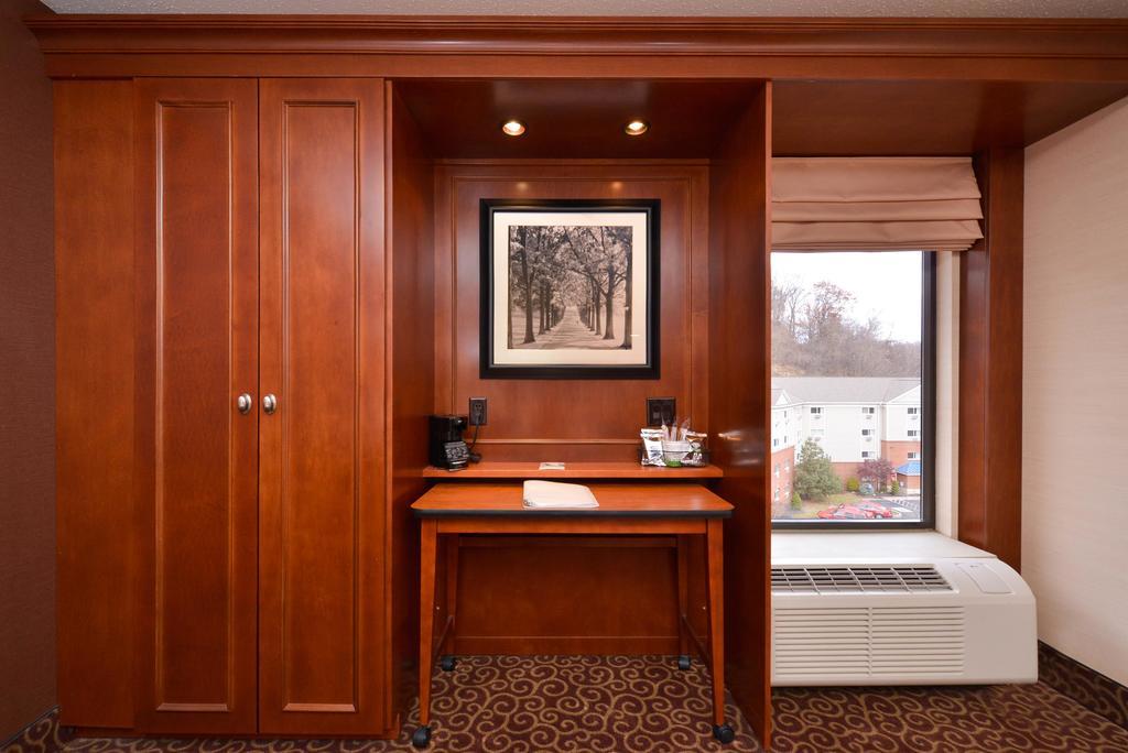 King Room - Non-Smoking