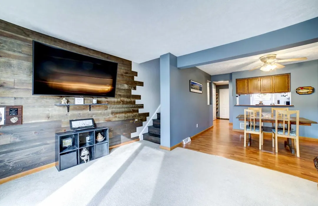 Pittsburgh Townhome Near Downtown Attractions-1