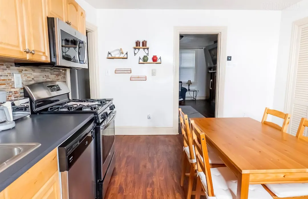 1 Bedroom - Parking - Amazing View Nearby!-1