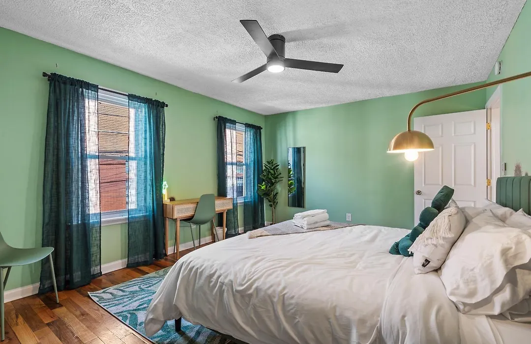 Steelcitybnb - Steps To Carson St-1