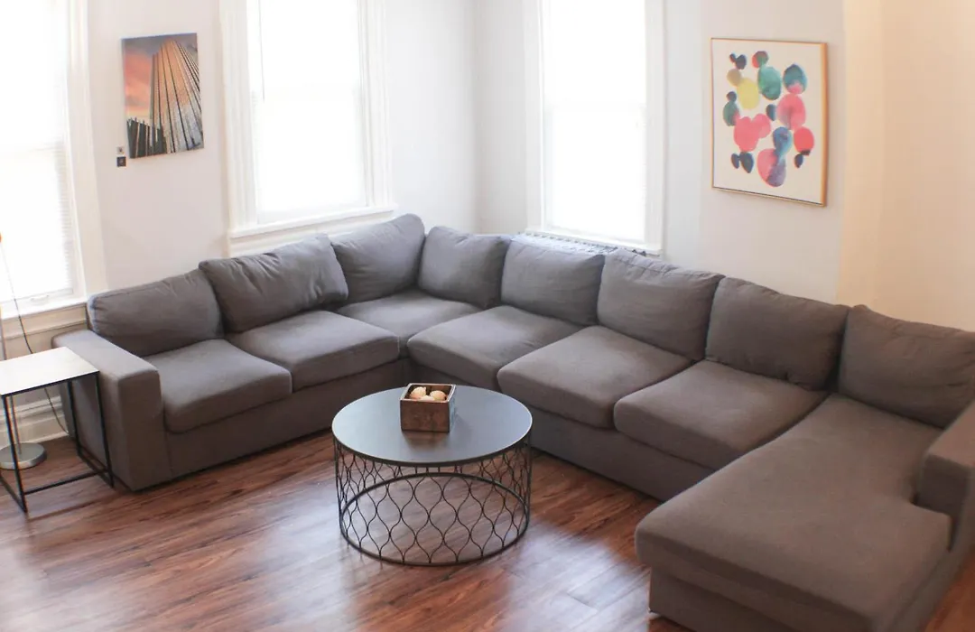 3 Bedroom - Off Street Parking - Amazing View Nearby-1