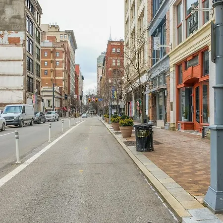 Apartments In Pittsburgh'S Cultural District By Frontdesk-2
