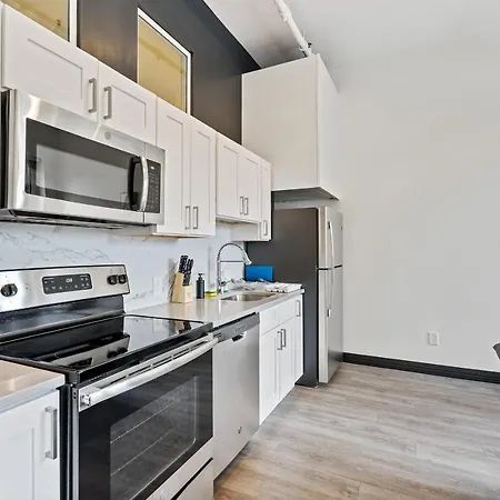 Chic Modern 2Br Apartment In Carson By Stay Gia-3