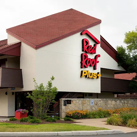 Red Roof Inn Plus+ Pittsburgh South - Airport-3