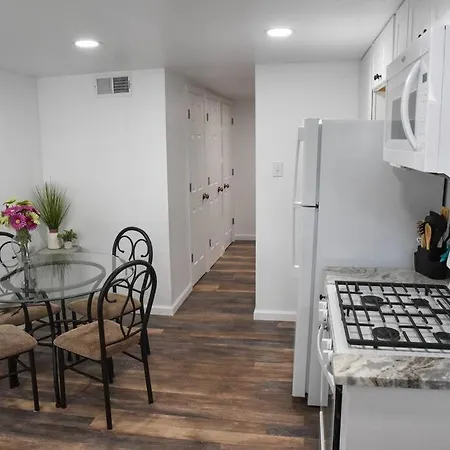 Cozy Mount Washington Home With Parking-Sleeps 4-2