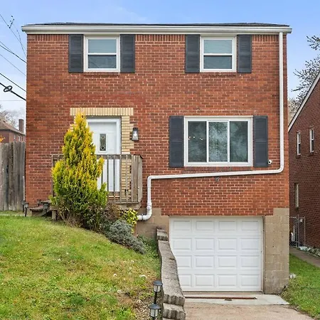 Open Floor Spacious Home, 15Min From Downtown, Private Garage, Kids Friendly-3