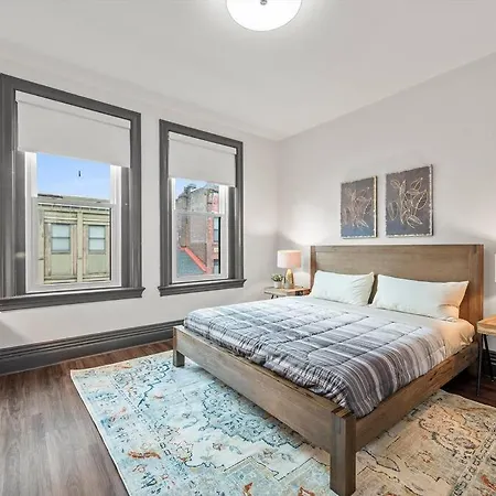 Luxury And Stylish 2Bedroom Apartment On Carson, South Flats, Pittsburgh-3
