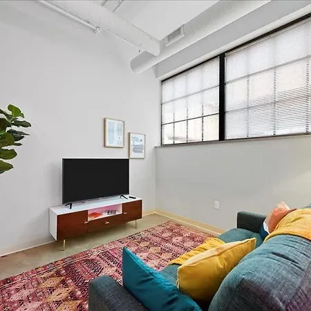 Cozysuites Roomy 1Br, Downtown Pittsburgh-3