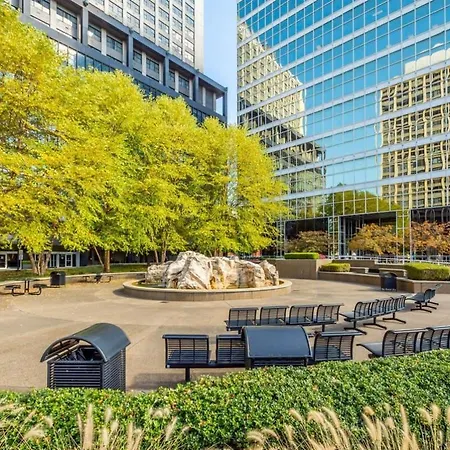 Cozysuites 1Br, Ppg Paints Arena, Pitts-2