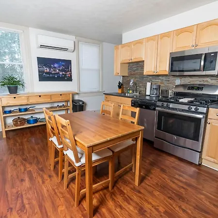 1 Bedroom - Parking - Amazing View Nearby!-2