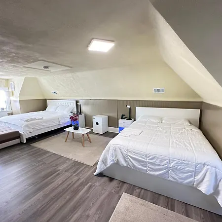 Cozy Stay In Pittsburgh-3