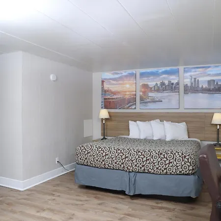 Days Inn By Wyndham Pittsburgh-3